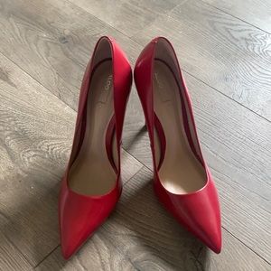 Red aldo pointed toe shoes